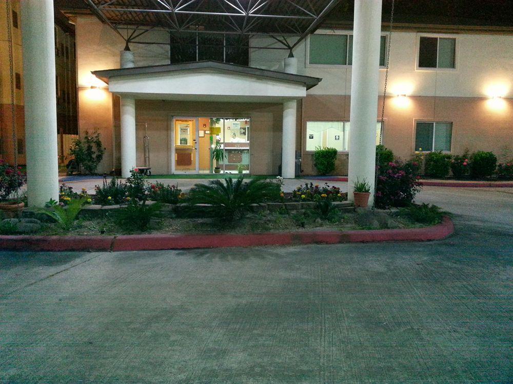 Motel 6 Humble, Tx - Houston International Airport Экстерьер фото