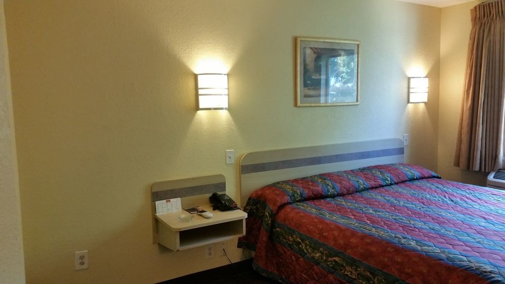 Motel 6 Humble, Tx - Houston International Airport Экстерьер фото