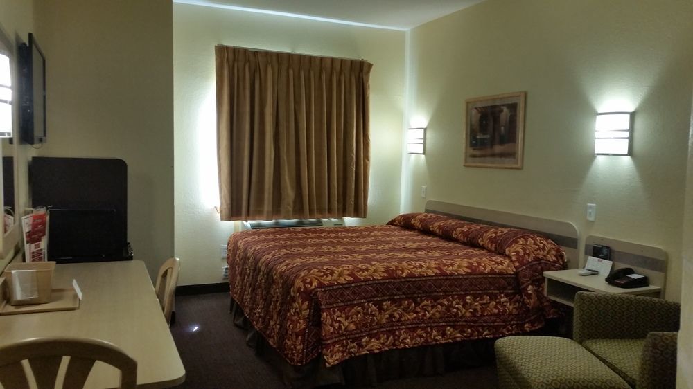 Motel 6 Humble, Tx - Houston International Airport Экстерьер фото